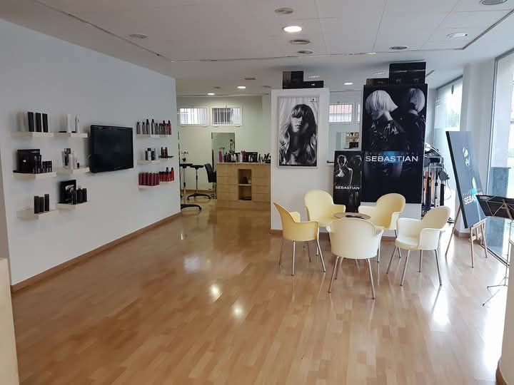 Isabel Hernández Peluqueros - Salón de belleza